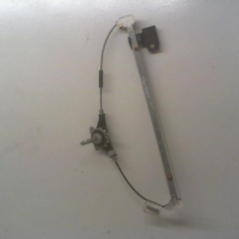 Leve vitre mecanique arriere droit MAZDA 2 1