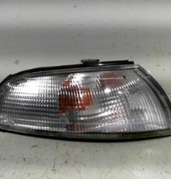 Optique avant secondaire droit (feux)(clignotant) MAZDA 626 3 Photo n°1