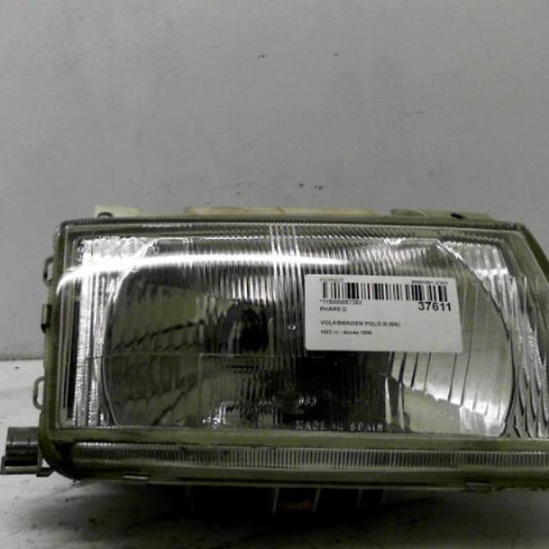 Optique avant principal droit (feux)(phare) VOLKSWAGEN POLO 3
