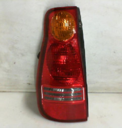 Feu arriere principal gauche (feux) HYUNDAI MATRIX Photo n°4