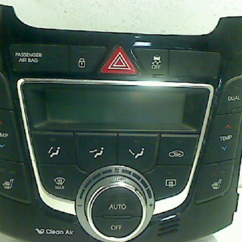 Commande chauffage HYUNDAI I 30 3