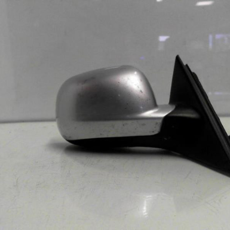 Retroviseur droit VOLKSWAGEN PASSAT 4