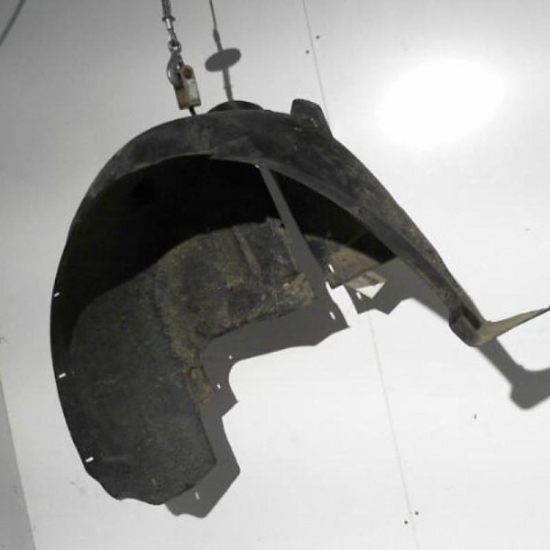 Pare boue arriere gauche VOLKSWAGEN NEW BEETLE 1