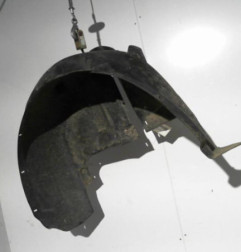 Pare boue arriere gauche VOLKSWAGEN NEW BEETLE 1