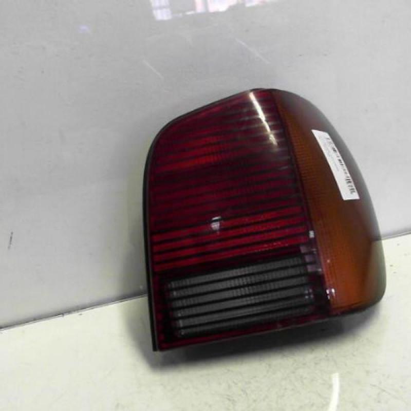 Feu arriere principal droit (feux) VOLKSWAGEN POLO 3