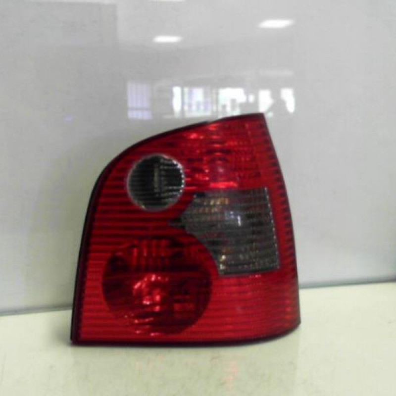 Feu arriere principal droit (feux) VOLKSWAGEN POLO 4