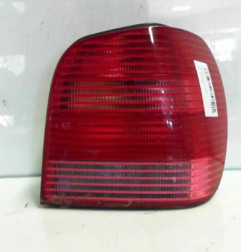 Feu arriere principal droit (feux) VOLKSWAGEN POLO 3 Photo n°1