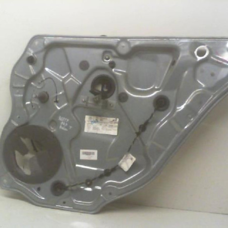 Leve vitre mecanique arriere droit VOLKSWAGEN POLO 4 Photo n°1