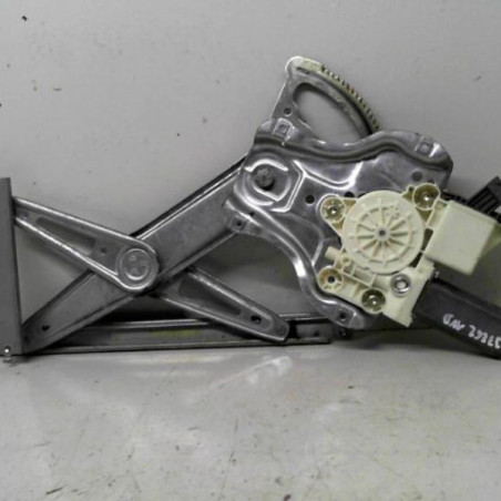 Leve vitre electrique avant droit TOYOTA AVENSIS 2 Photo n°1