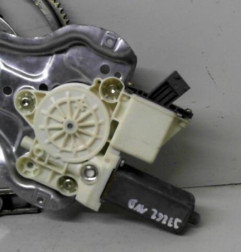 Leve vitre electrique avant droit TOYOTA AVENSIS 2