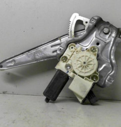 Leve vitre electrique arriere gauche TOYOTA AVENSIS 2 Photo n°1