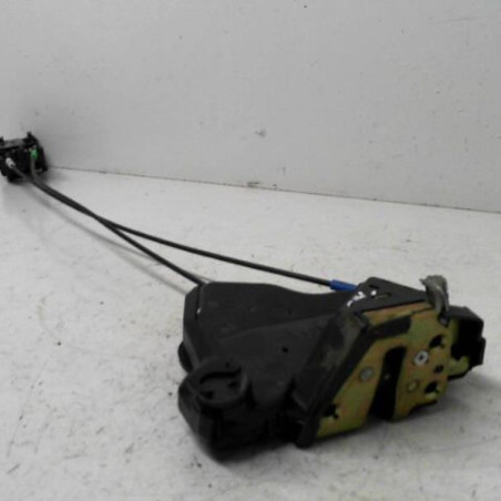 Serrure avant droit TOYOTA AVENSIS 2 Photo n°1