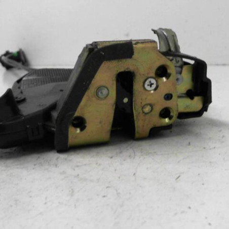 Serrure avant droit TOYOTA AVENSIS 2