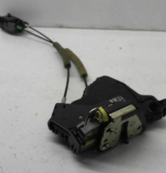 Serrure avant gauche TOYOTA COROLLA 10 Photo n°1