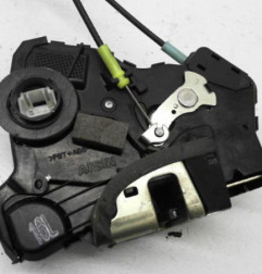 Serrure avant gauche TOYOTA COROLLA 10 Photo n°3