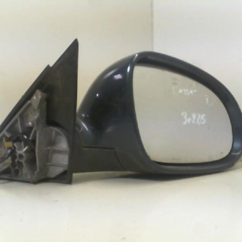 Retroviseur droit VOLKSWAGEN PASSAT 4