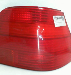 Feu arriere principal droit (feux) VOLKSWAGEN GOLF 4 Photo n°4