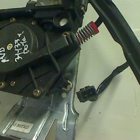 Leve vitre electrique avant droit VOLKSWAGEN POLO 3