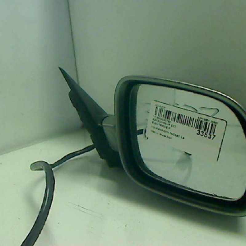 Retroviseur droit VOLKSWAGEN PASSAT 4