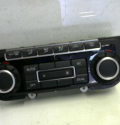 Commande chauffage VOLKSWAGEN SCIROCCO 3 Photo n°1