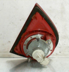 Feu arriere secondaire droit (feux) VOLKSWAGEN GOLF 5 Photo n°5