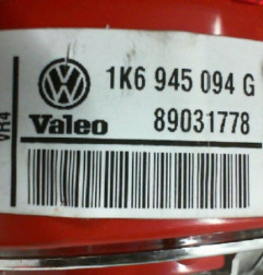 Feu arriere secondaire droit (feux) VOLKSWAGEN GOLF 5 Photo n°6