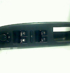 Interrupteur de leve vitre avant gauche VOLKSWAGEN GOLF 5 Photo n°1