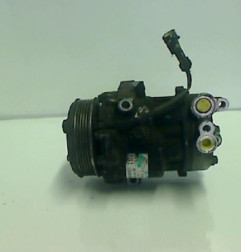 Compresseur clim SUZUKI SWIFT 4 Photo n°1