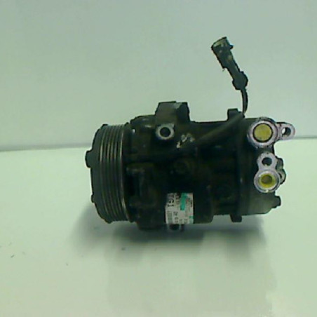 Compresseur clim SUZUKI SWIFT 4 Photo n°1