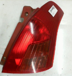 Feu arriere principal droit (feux) SUZUKI SWIFT 3 Photo n°1