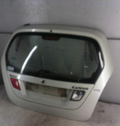 Malle/Hayon arriere SUZUKI LIANA Photo n°1