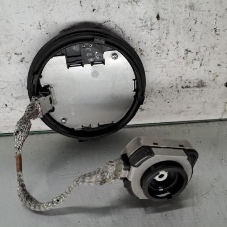 Boitier xenon SUZUKI SX4 2 S-CROSS Photo n°1