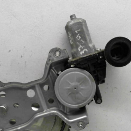 Leve vitre electrique avant gauche SUZUKI SWIFT 3