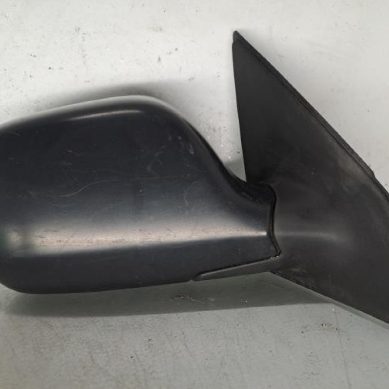Retroviseur droit TOYOTA YARIS VERSO