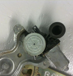 Leve vitre electrique arriere gauche TOYOTA RAV4 Photo n°4