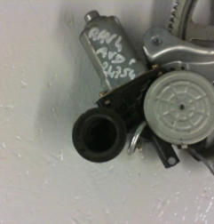 Leve vitre electrique avant droit TOYOTA RAV4