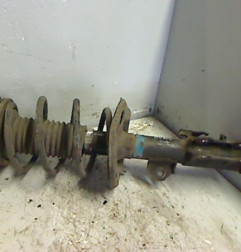 Amortisseur avant gauche TOYOTA AURIS 1