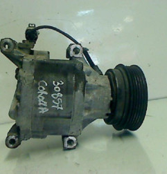 Compresseur clim TOYOTA COROLLA 10 Photo n°3
