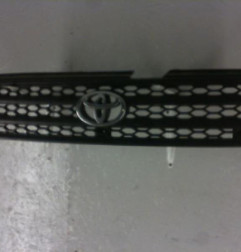 Calandre TOYOTA RAV4 2 Photo n°1