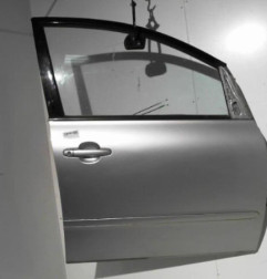 Porte avant droit TOYOTA AVENSIS VERSO