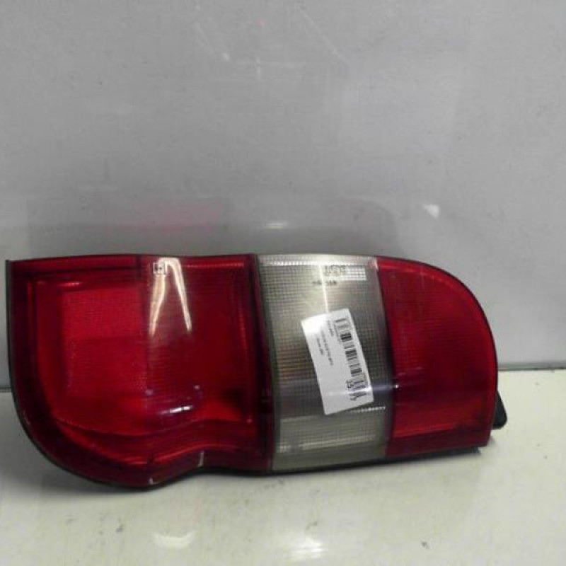 Feu arriere principal droit (feux) TOYOTA HI-ACE 2