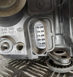 Optique avant principal gauche (feux)(phare) SKODA FABIA 1 Photo n°3