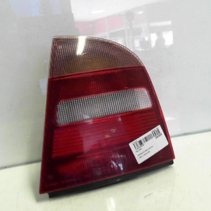 Feu arriere principal droit (feux) SKODA OCTAVIA 1