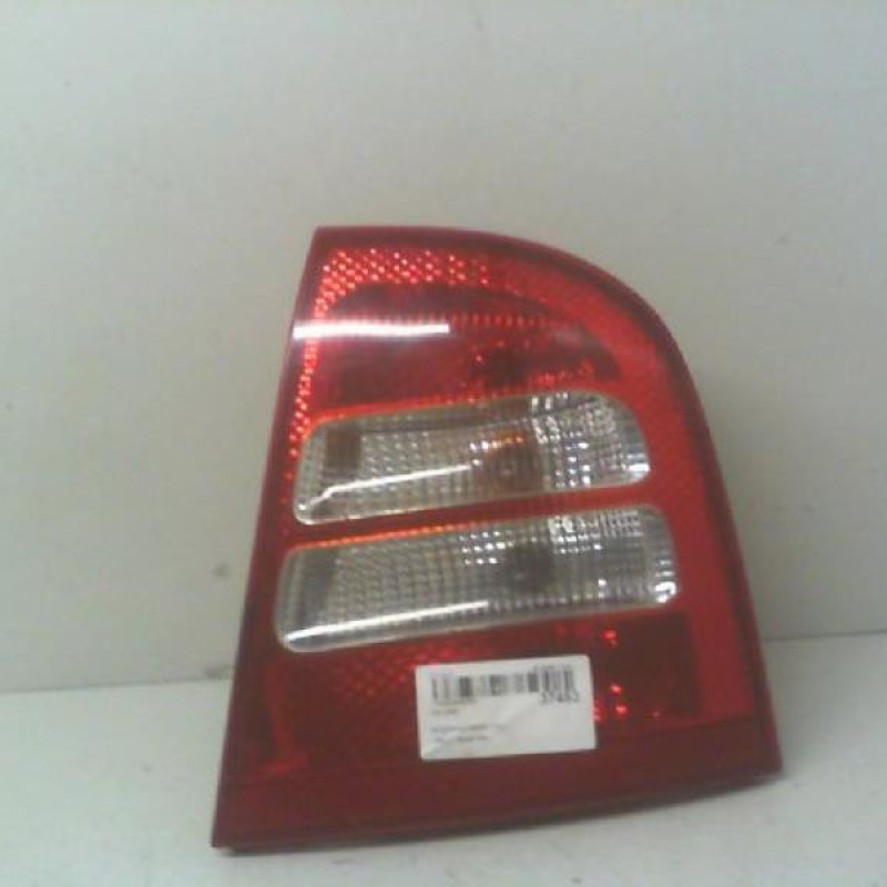 Feu arriere principal droit (feux) SKODA OCTAVIA 1