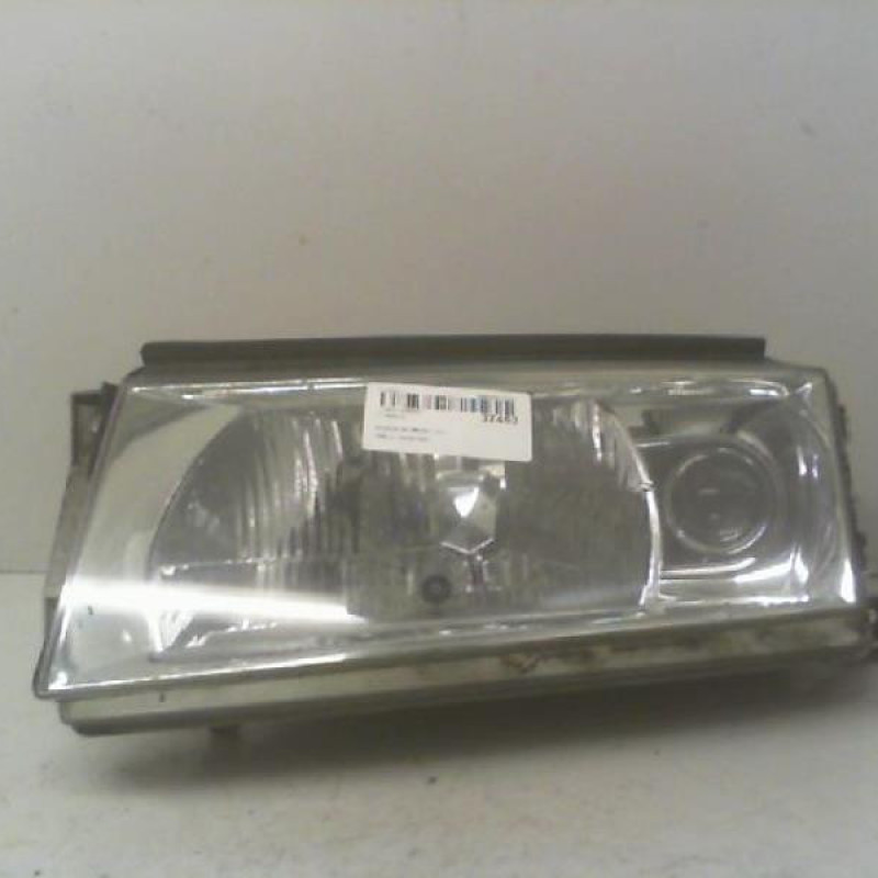 Optique avant principal gauche (feux)(phare) SKODA OCTAVIA 1