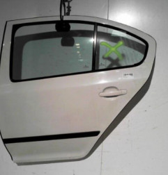 Porte arriere gauche SKODA OCTAVIA 2 Photo n°1