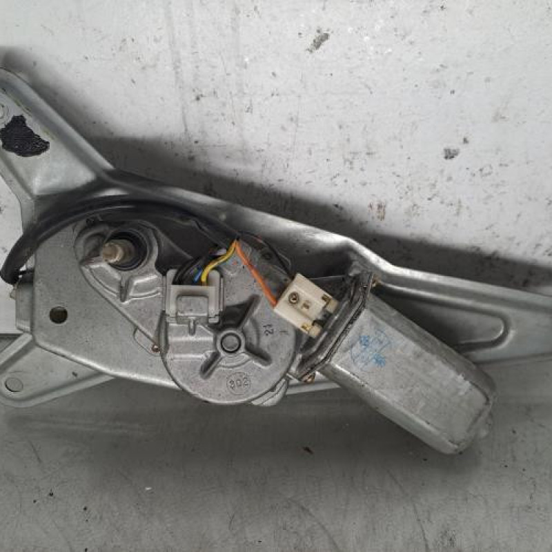 Moteur essuie glace arriere SUZUKI VITARA