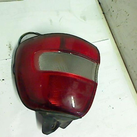 Feu arriere principal droit (feux) SUZUKI BALENO Photo n°1