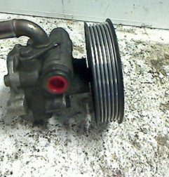 Pompe de direction SEAT LEON Photo n°1