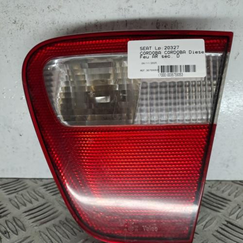 Feu arriere secondaire droit (feux) SEAT CORDOBA